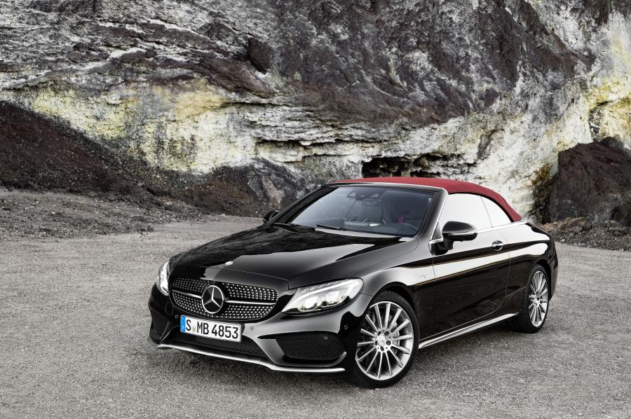  Mercedes-AMG C43 4Matic Cabriolet 2016 года  (фото 18 из 39)